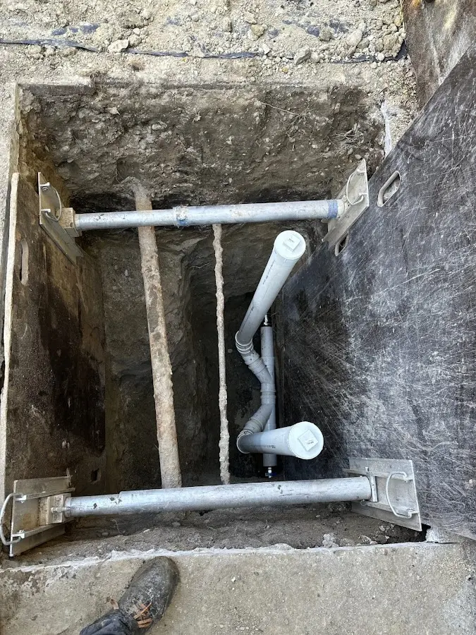 Experienced plumber completing Gas Line Repair work in Easttown